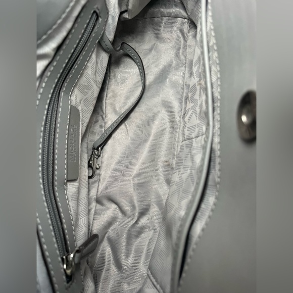 Michael Kors Hamilton - Picture 9 of 10